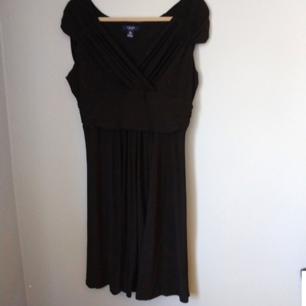 Perfect Little Black Dress Size Extra Large V-Neck 50s Vibe Ruffle Mid-Calf